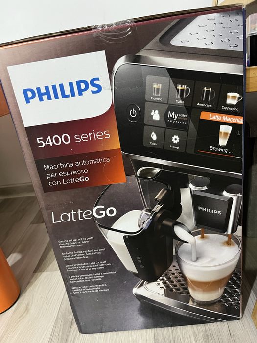 NOU Espressor automat Philips EP5441/50 seria 5400