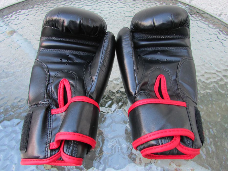 Екипировка за карате - кик бокс Pro Champ - FMA