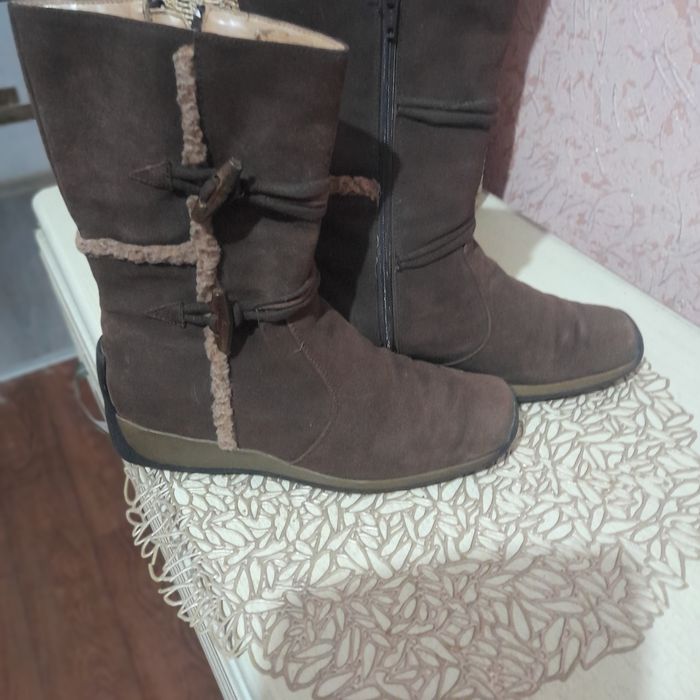 Продаются сапоги натуральный замш