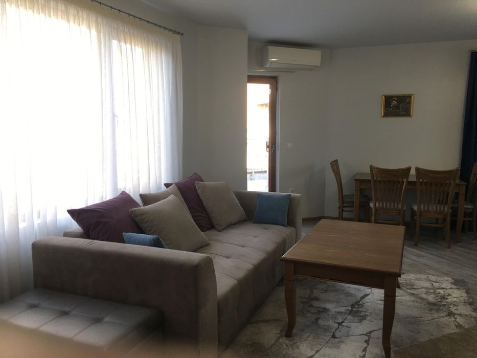 Дава се под наем Двустаен апартамент в Пловдив, Център - 80 кв.м за 510 € - Снимка #4