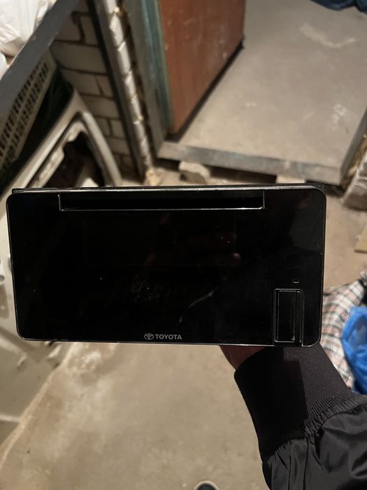 Продам магнитолу