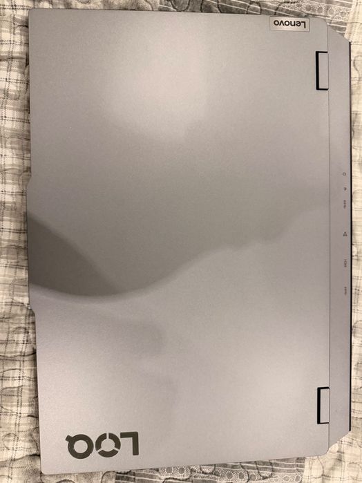 Гейминг лаптоп Lenovo LOQ 15ARP8