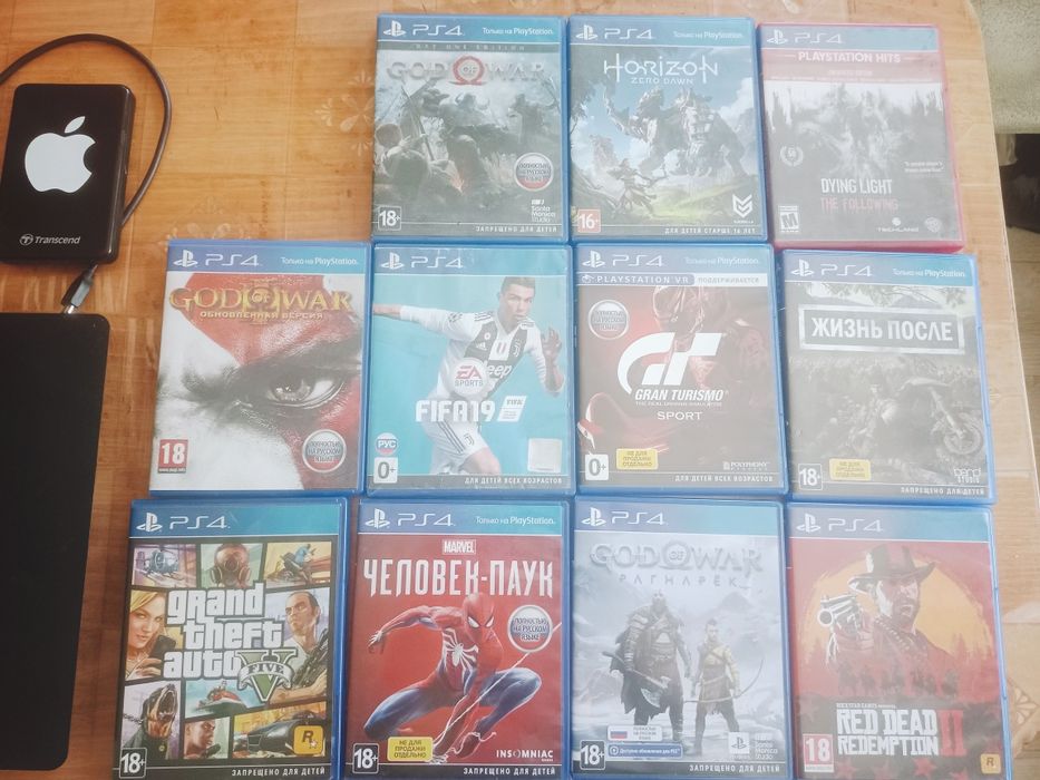 Срочно продается Playstation 4 отличном состоянии