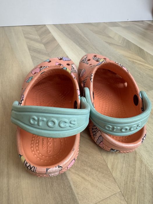 Crocs за момиче размер 24-25