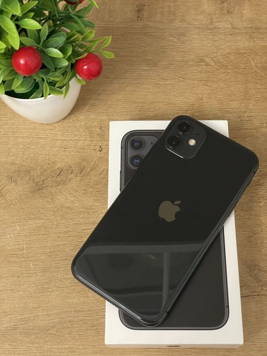 iPhone 11 в идеальном состояний