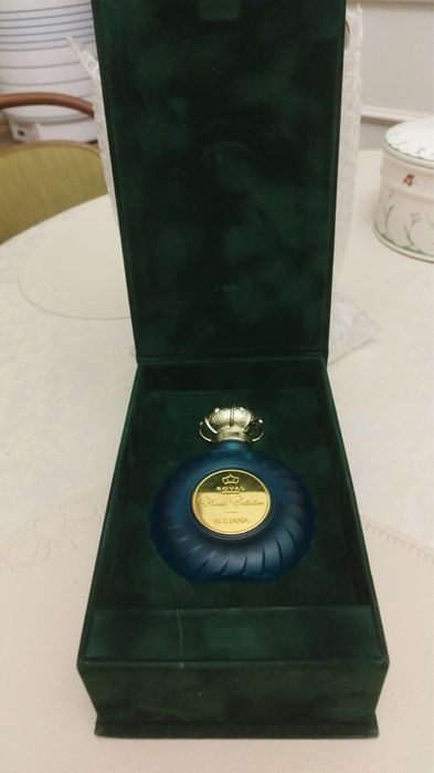Аромат Sultana Royal Parfum.