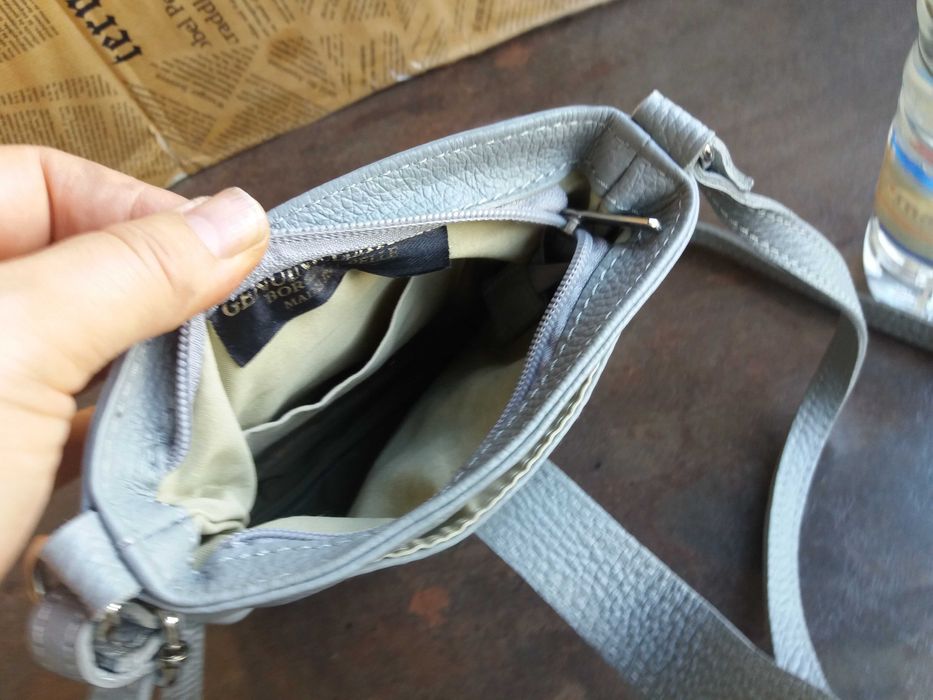 мъжка чанта,малка сива кожена чантичка-естествена кожа