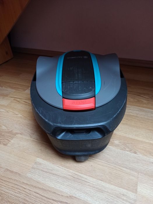 Robot tuns gazonul Gardena Sileno City 500 mp.