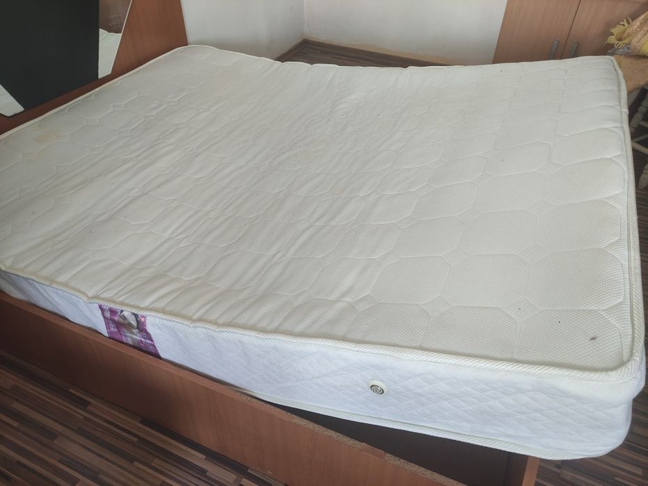 Saltea pat cu arcuri 160 x 200