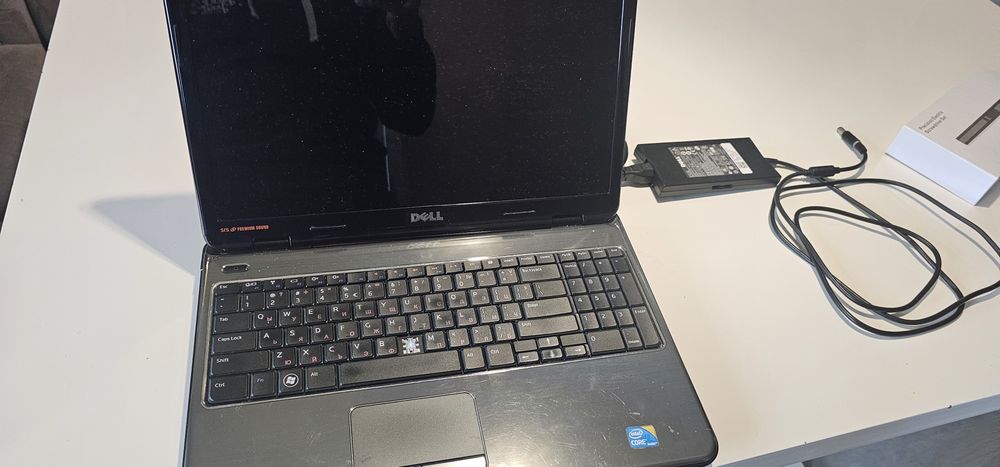 Лаптоп Dell n5010 на части