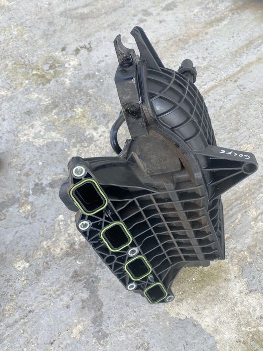 Всмукателен колектор за 1.4tfsi VW Golf 6, Audi A3