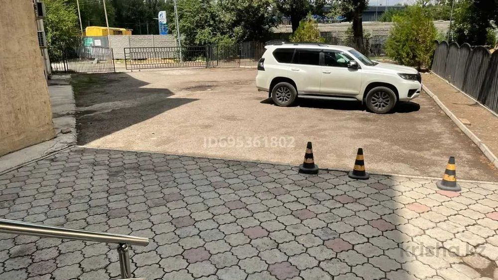 Сдается офис 70 кв.м 6 мкр