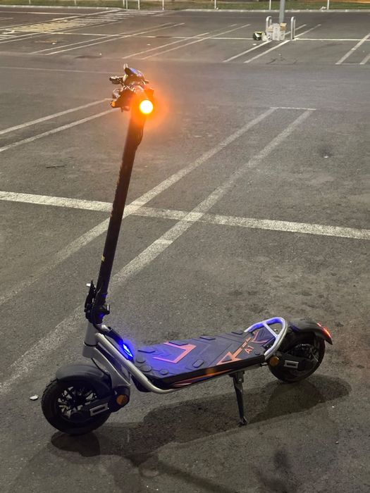 Trotineta kukirin A1