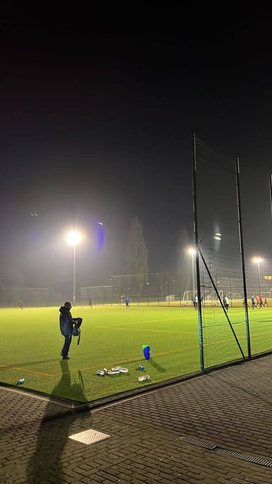 Rezina Granula (stadion,polya uchun)
