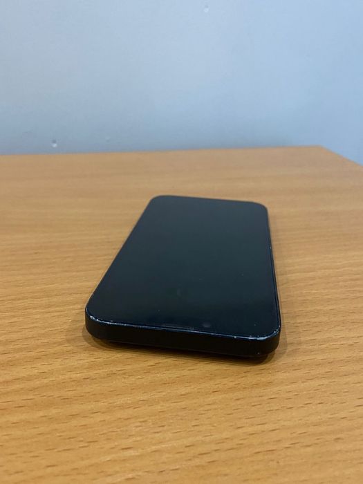 IPhone 14 айфон 14 в отличном состояний