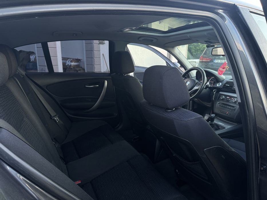 BMW 1 Series 2009 — imagine 4