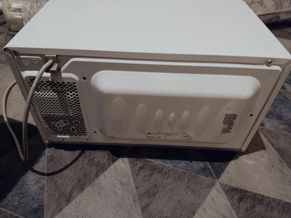 Микроволновка LG