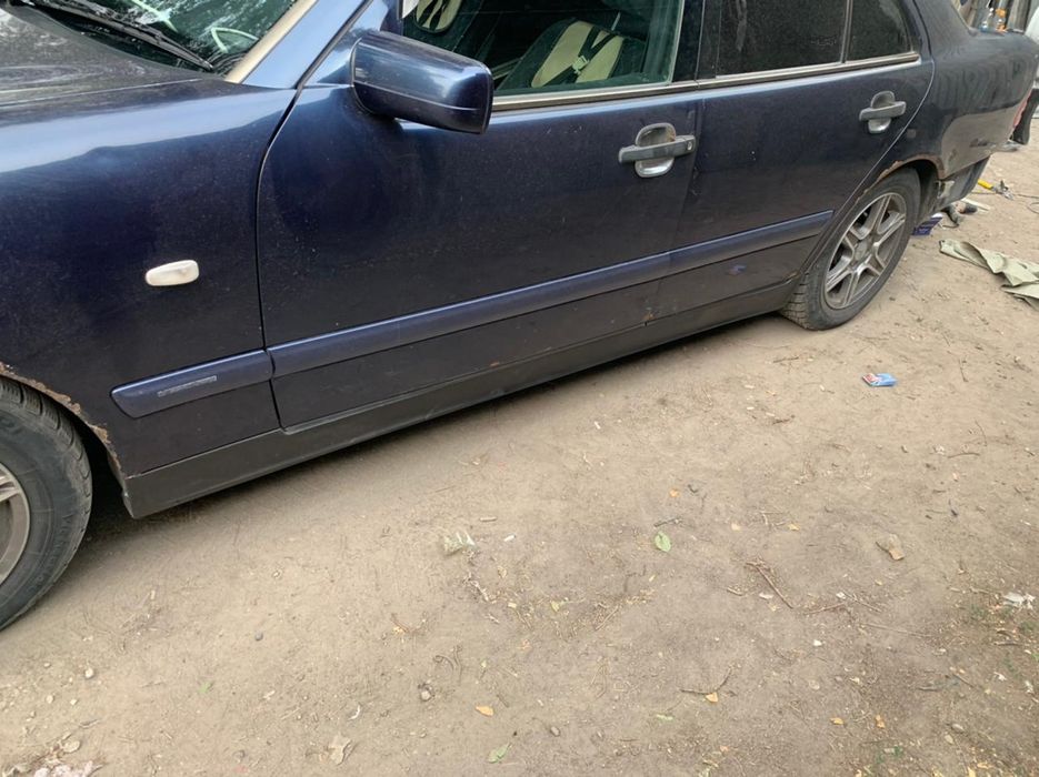 Бампер на мерседес w210 сток дорестайлинг