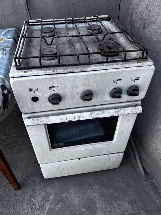 gaz plita sotiladi