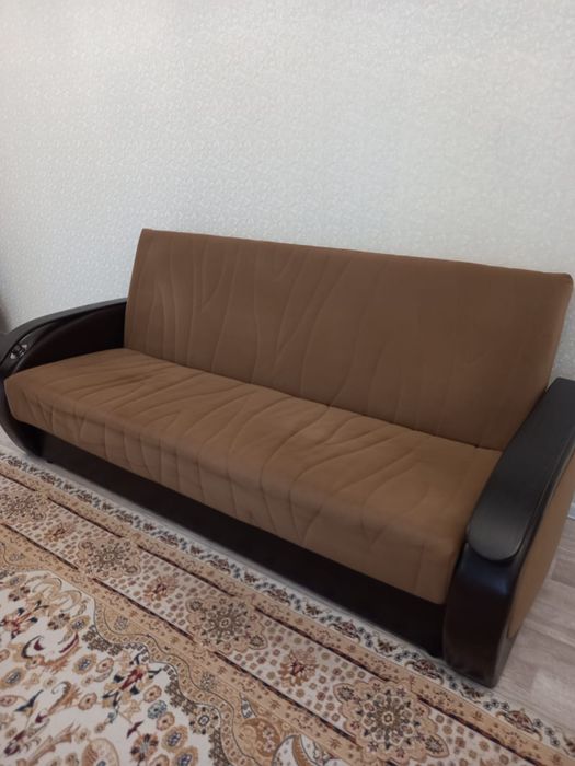 Диван и 2 кресла