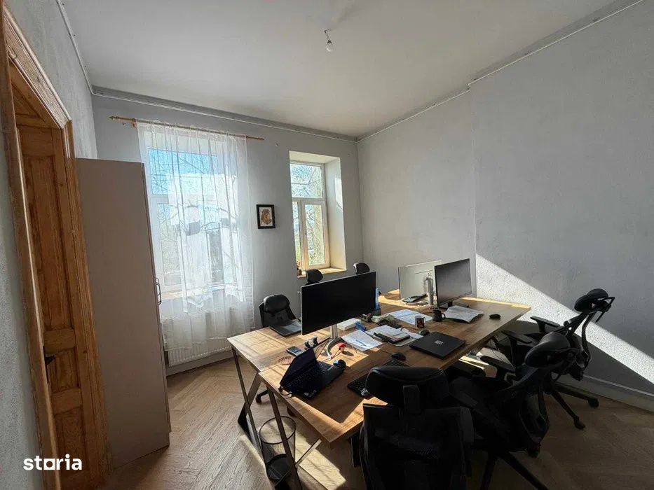 Spatiu Birouri | 5 Camere | Zona Peninsulara