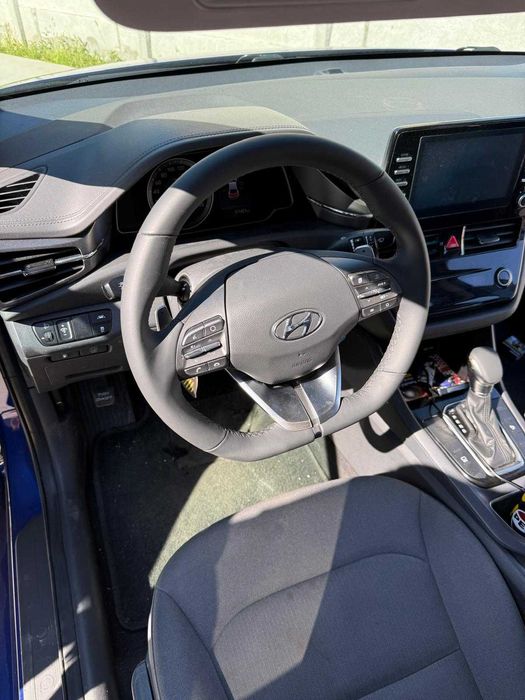 Hyundai Ioniq Hybrid 2020