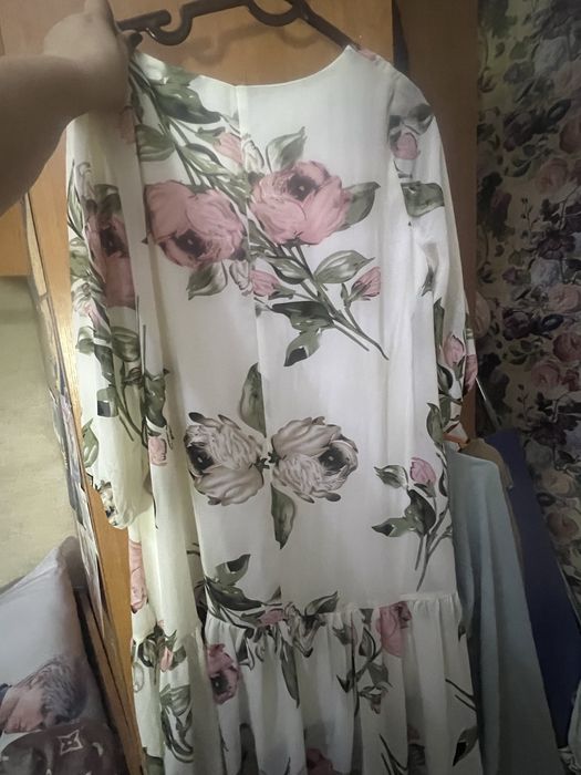 Красивое цветочное платье