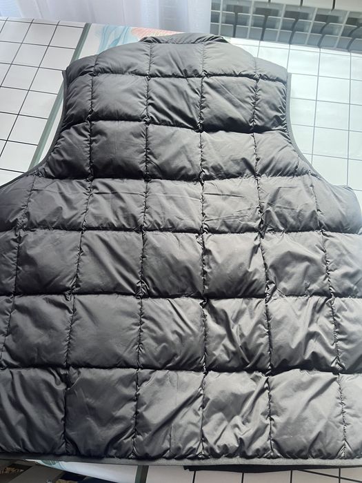 Безрукавка Uniqlo оригинал