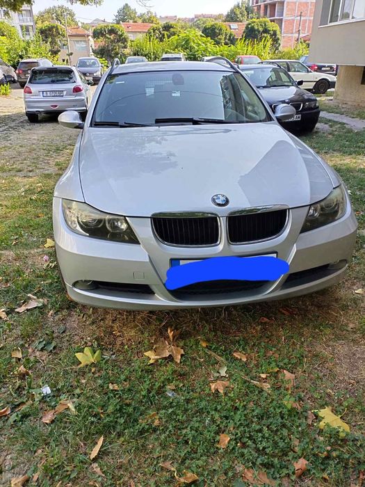 Кола  BMW 320i. ..