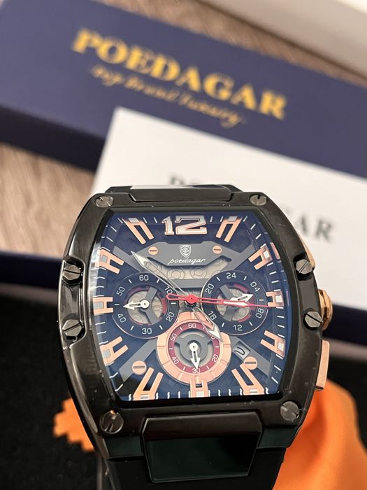 Часовник Poedagar