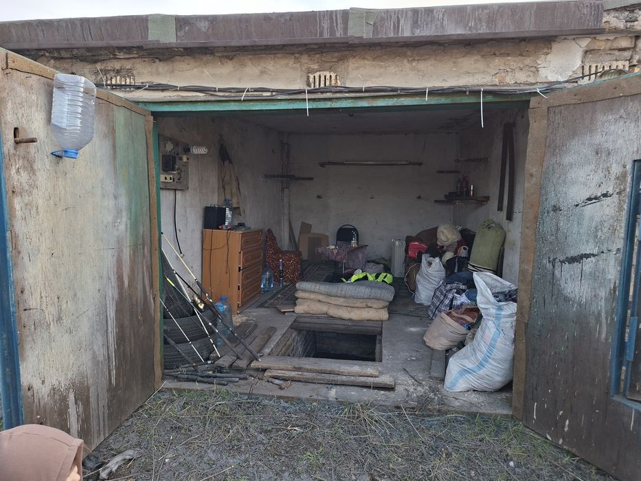 Продаю гараж на карьере в старом городе