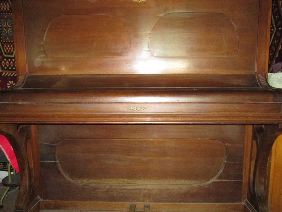 Пианино 1900 года