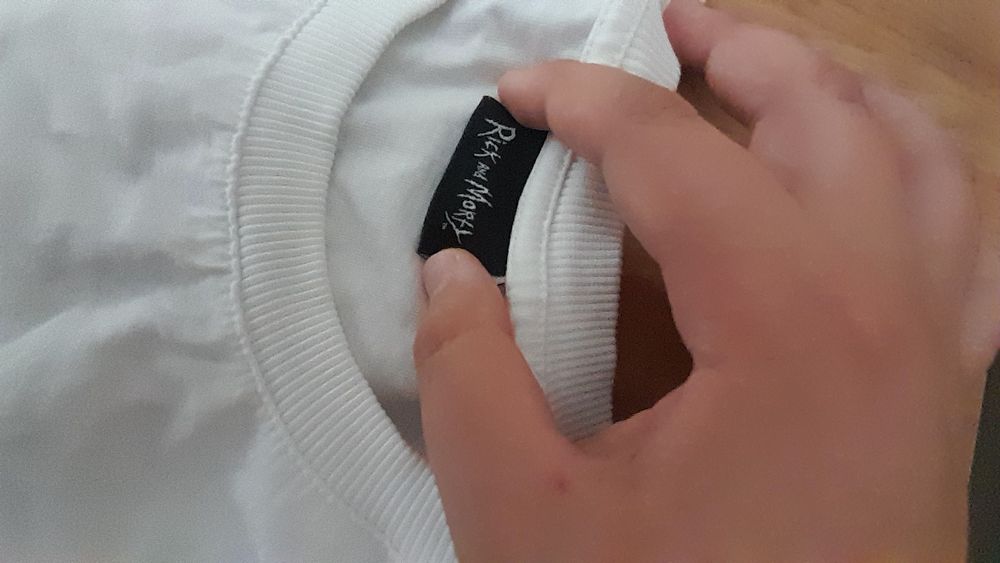 Без гарантии футболка