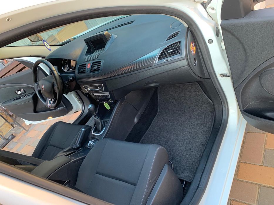 Vând Renault Megane 3