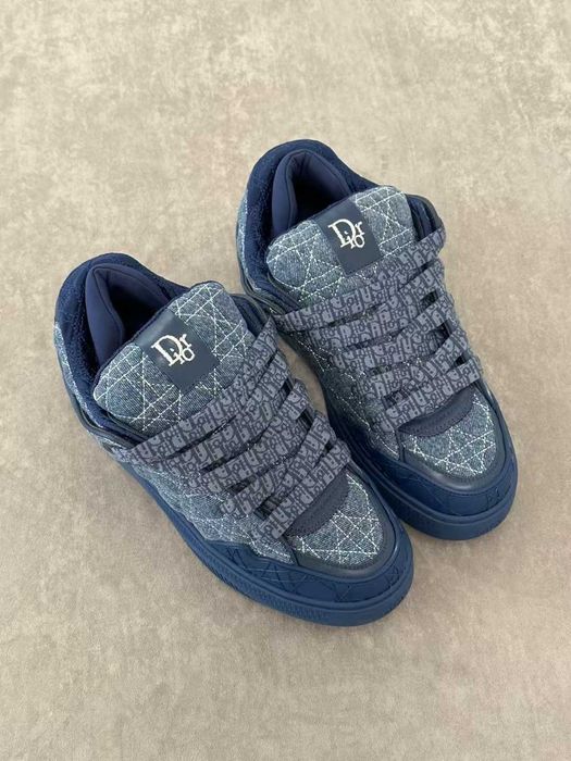 adidași#voiaj #colecta Cadou
#lux #Afaceri #pantof #Dior #Nike #Adidas