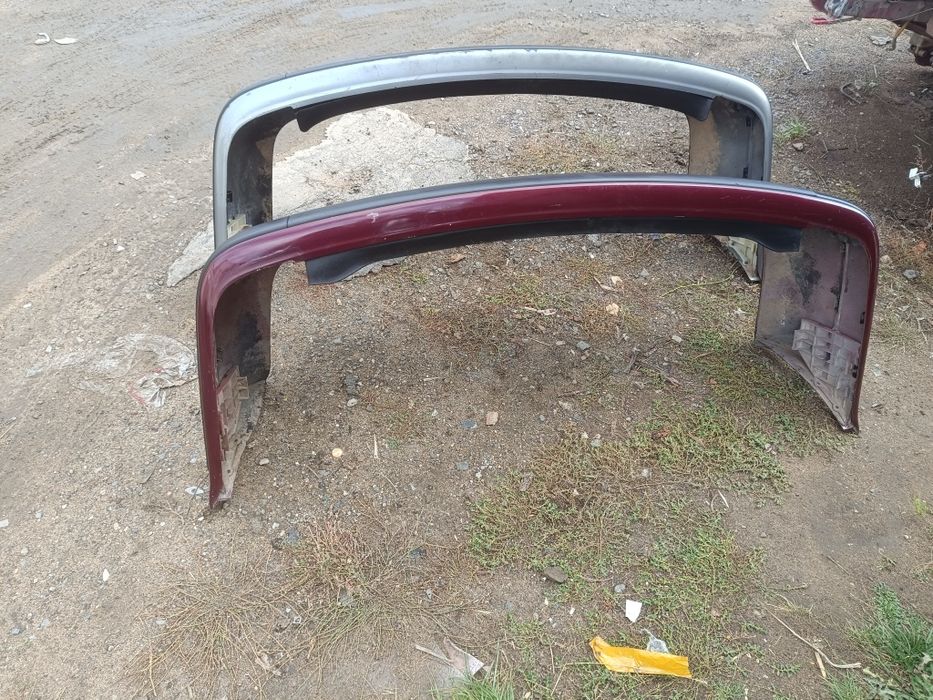 Задний бампер Ауди 80 Б4