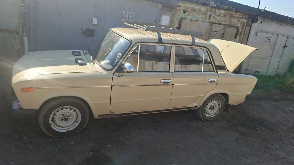 Жигули 21063.