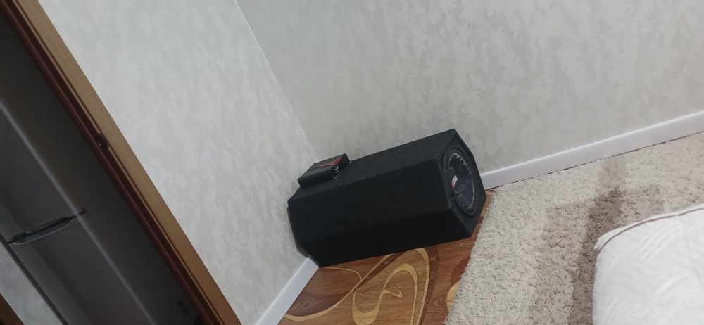 Савбуфер в машину