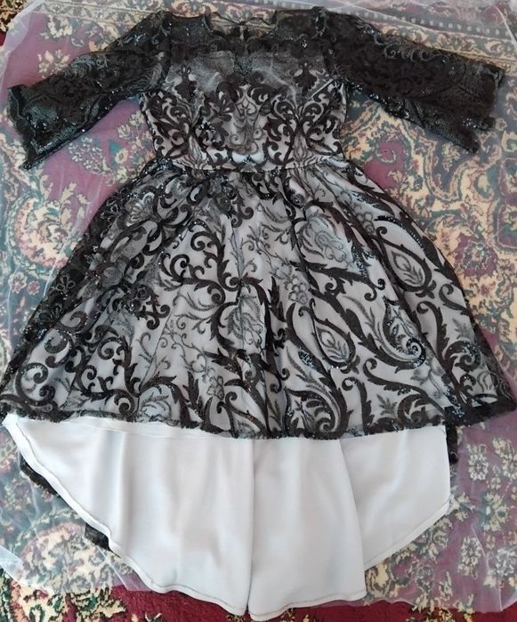 Вечернее платье нарядное