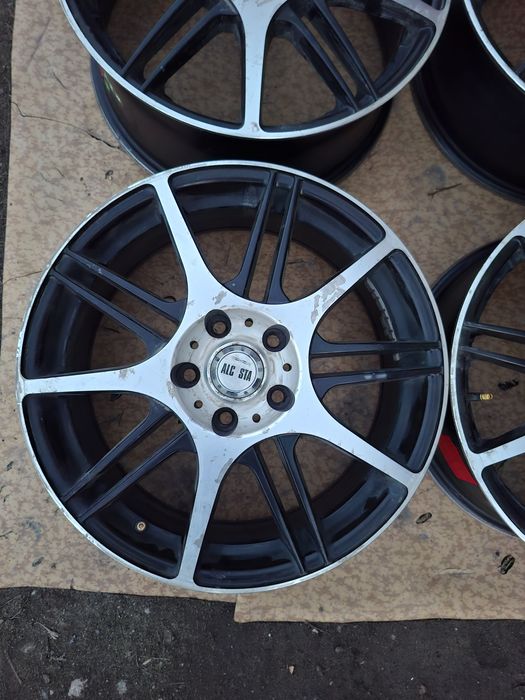 Продам диски р17. Разболтовка 5-114,3