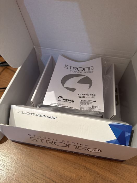 Продам маникюрный аппарат strong 210