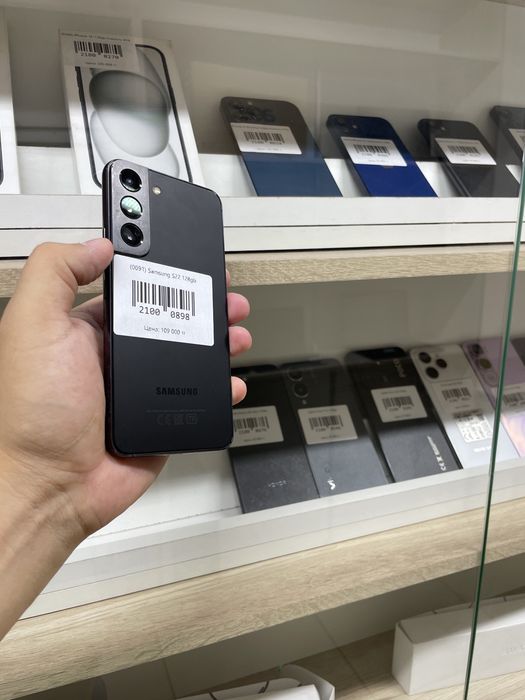 Телефон Samsung S22 128gb