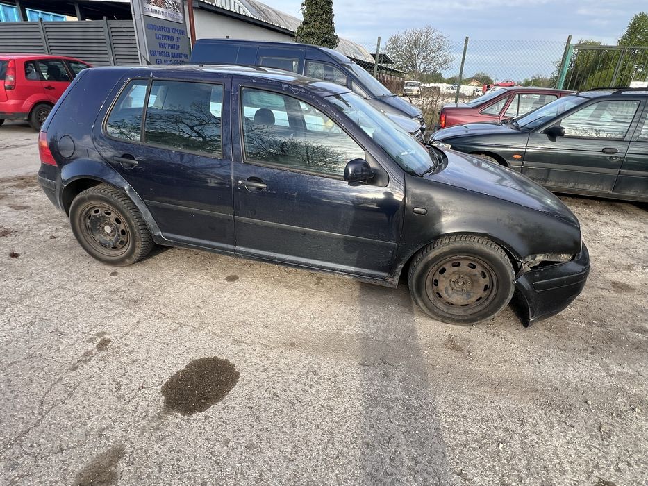 Volkswagen Golf 1.4 НА ЧАСТИ