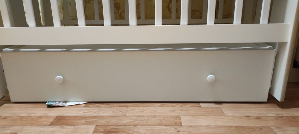 Продам детскую кроватку