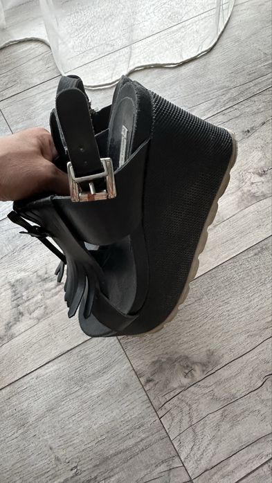 Продам обувь на все сезоны