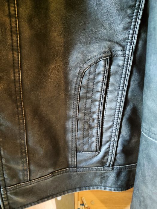 Мъжко яке от еко кожа, размер  L, ново