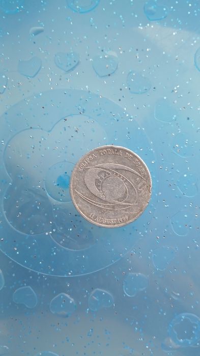Vând moneda de 500 lei