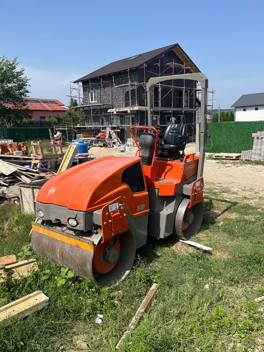 Inchiriez MiniBuldoexcavator & Buldoexcavator|Compactor 3T