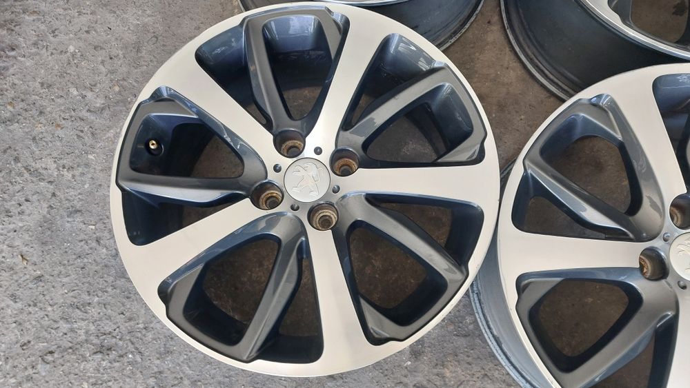 Оригинални джанти 4х100 за Пежо и Ситроен 17 цола 4x100
