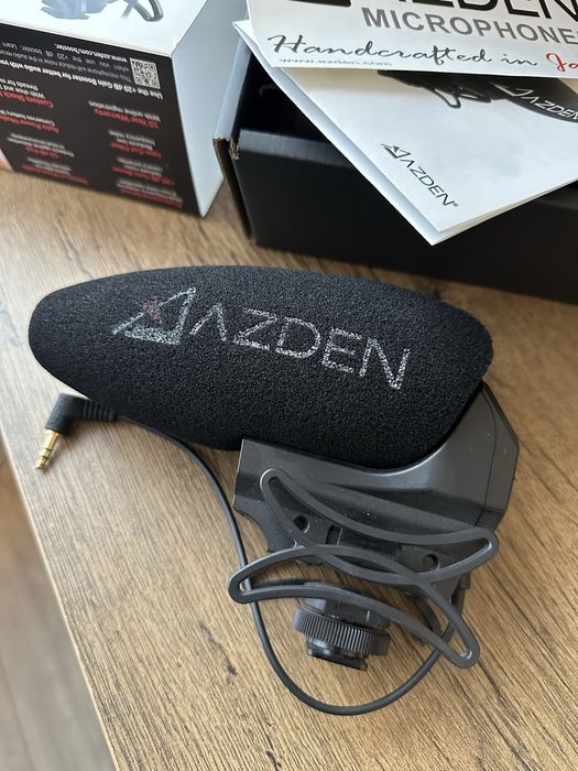Microfon extern Azden SMX-30, ca nou, folosit la un singur proiect
